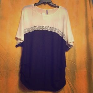 Black & White Blouse (3X). Brand new